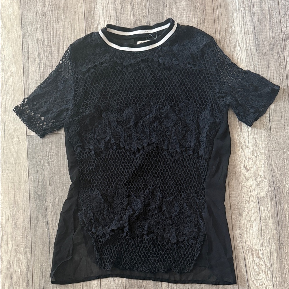Hollister Black Mesh Lace Short Sleeve Top